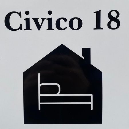 Civico 18 Bed & Breakfast บัสซาโน เดล กรัปปา ภายนอก รูปภาพ